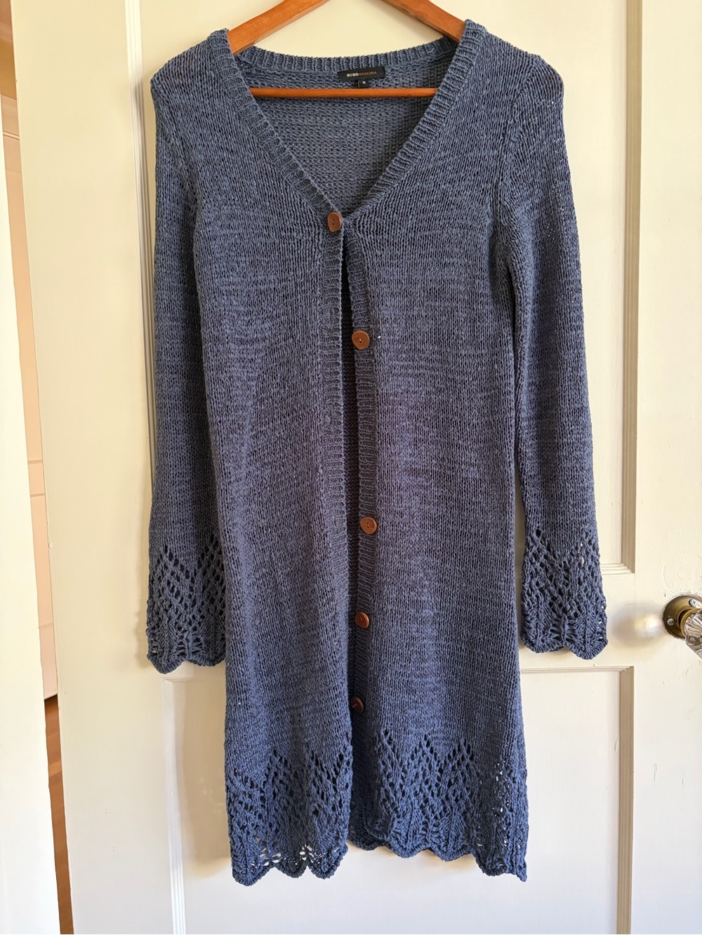 BCBGMAXAZRIA Long Open Knit Duster Cardigan Blue Wood Buttons Scalloped Hem S